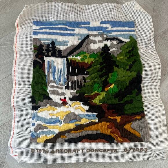 Vintage Crewel Completed Waterfall Scene 1979 Artcraft Concepts 871053 13x11 - Picture 1 of 8